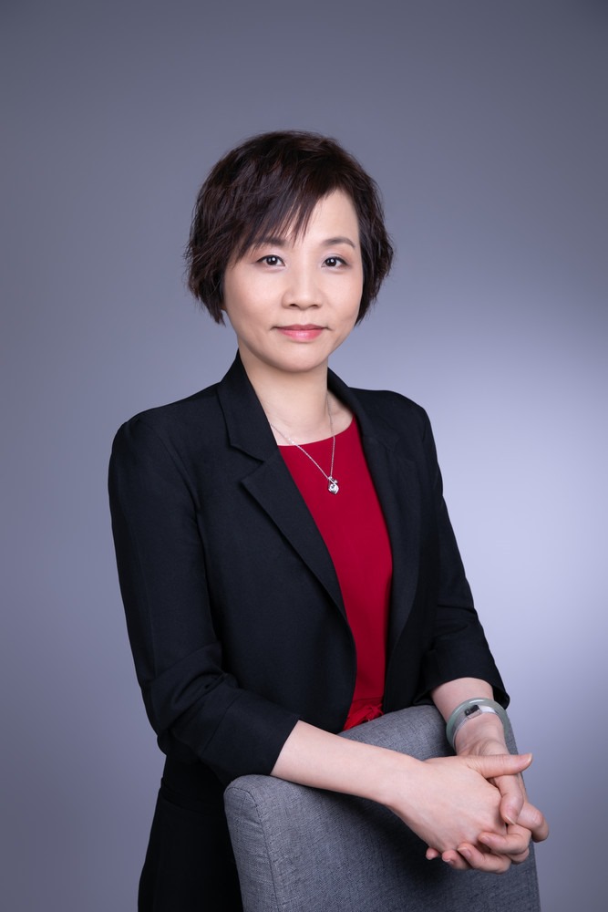 Ms Rita Tsui